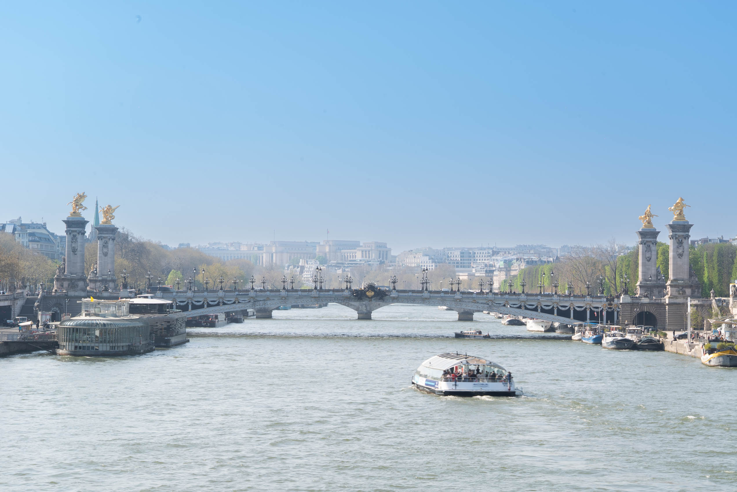 Symétrie sur le Pont Alexandre III — composition architecturale en balade photo Paris cours de composition en extérieur