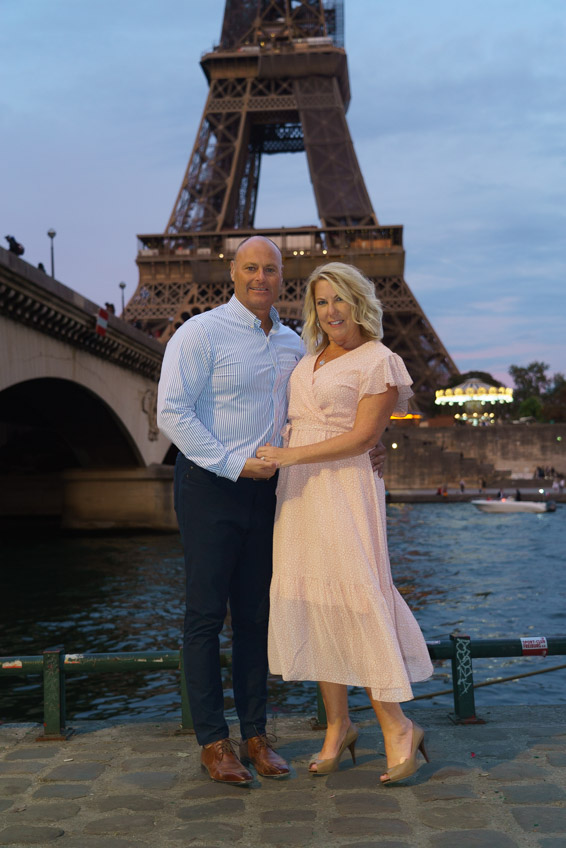 Tour Eiffel vue Seine Port Debilly photo couple