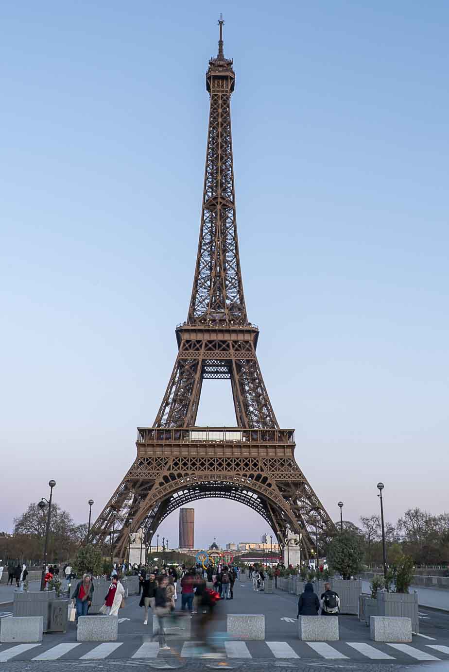 Spot photo classique Tour Eiffel Pont d’Iéna Paris